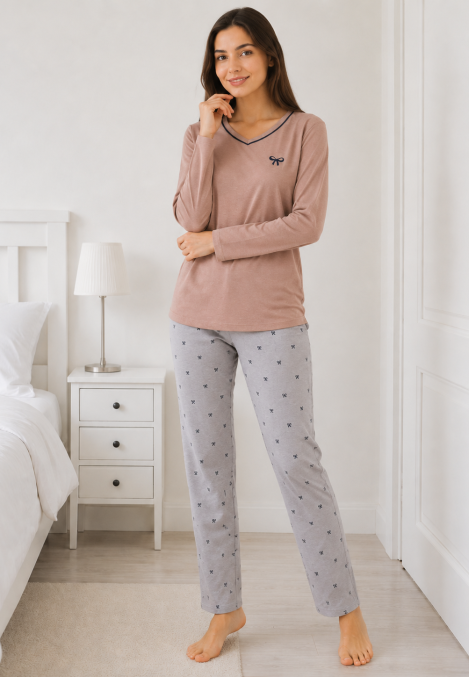 Pijama de damă cu bluză cu maneca lunga și pantaloni lung -Crem ,Engros